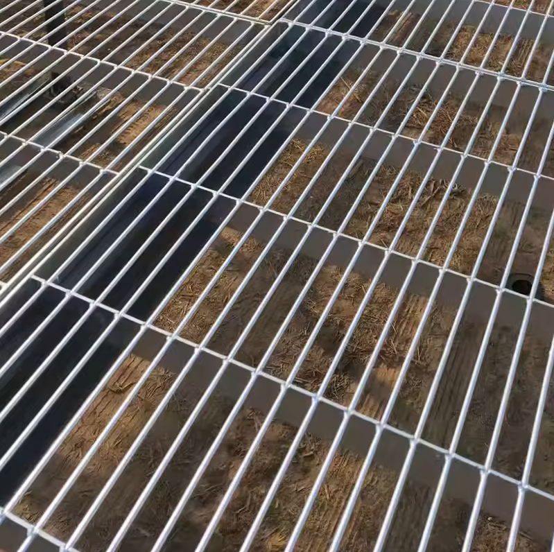鴿舍地網格柵